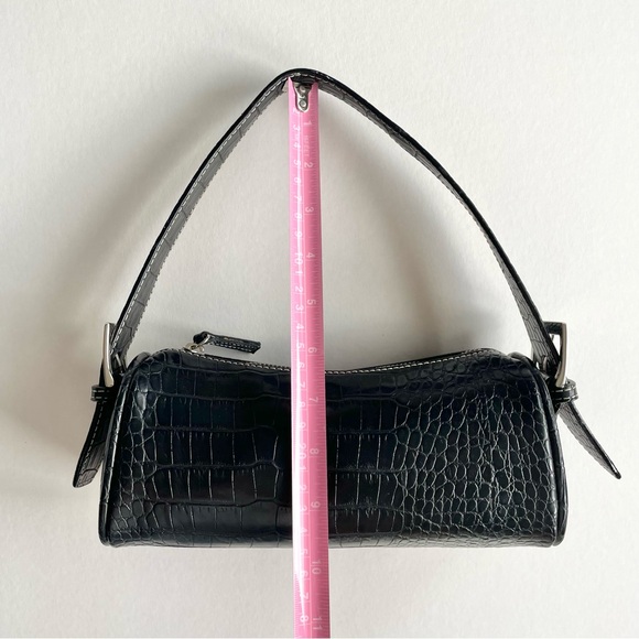 Chinese Laundry Black Croc Embossed Faux Leather Mini Bag - Picture 5 of 6